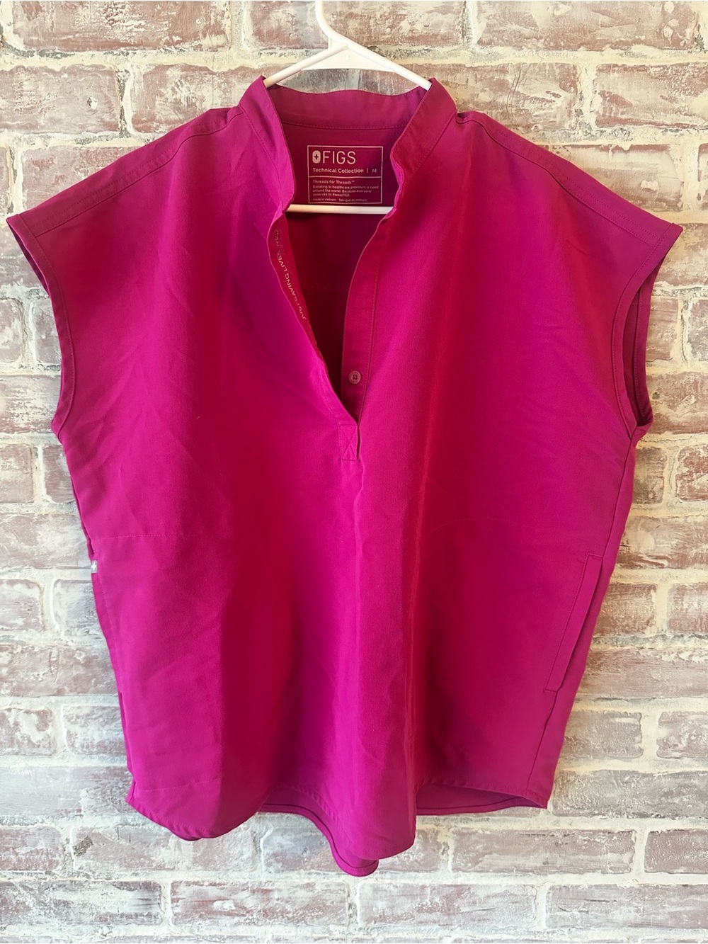 FIGS Women's Magenta Split-Neck Scrub Tunic
